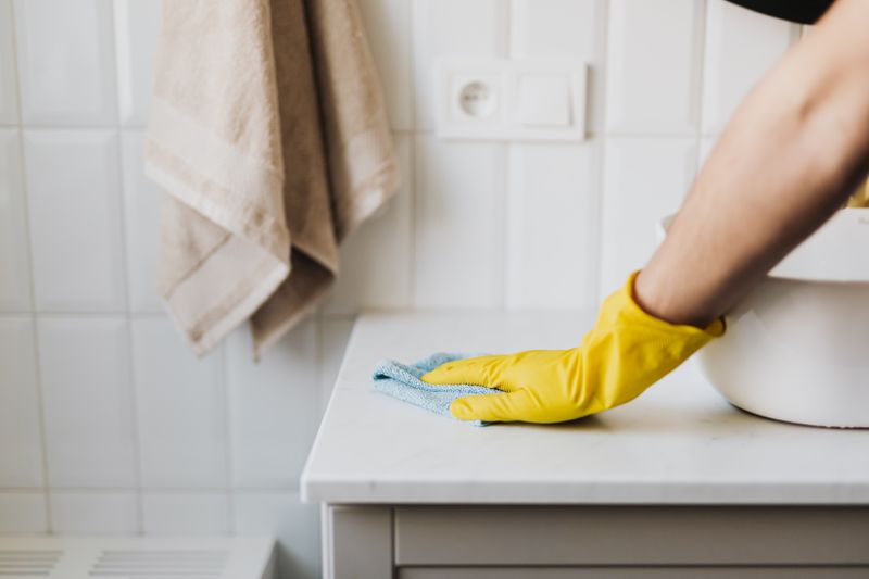 Cómo detectar y eliminar el moho en casa: guía completa