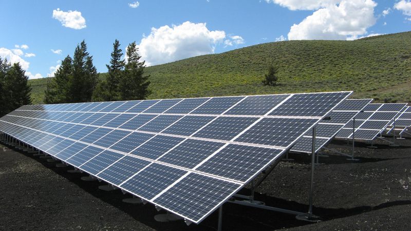 Paneles solares en casa residencial